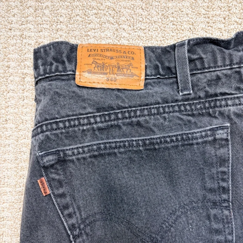 Vintage Levi 540 Relaxed Fit Jeans Mens 40x30 Faded Black Denim Orange Tab